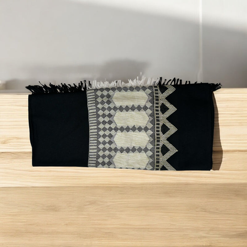 ⁨معوز لحجي رقم واحد⁩