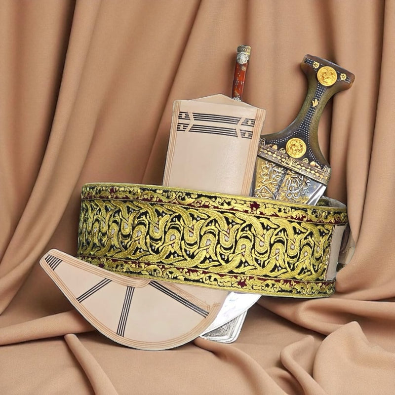 جمبية عزيري اصلي صيفاني مقلد طبق الأصل عسيب بكيلي نصله ستيل منقش تقد المسمار حزام عمل يد فص مطلي ذهب مع خنجر خلفي فضه عقيق