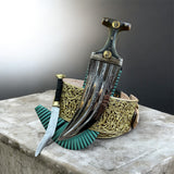 جمبية عزيري صيفاني مقلد طبق الأصل حزام  يد عسيب بكيلي جلده سودا فص مطلي ذهب مبسم فضه خالص نصله ابو عمدان ستيل