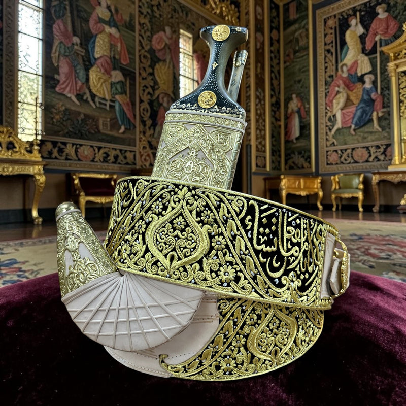 جمبيه عزيري شبيه الصيفاني طبق الاصل حروف ملبس ذهب مبسم فضه عسيب حاشدي نصله ستيل تقط المسمار ابو عمدان حزام عمل يدودي اصلي