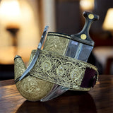 جمبية عزيري صيفاني مقلد طبق الأصل  حزام يد سله ستيل تقد المسمار  حروف مطلي ذهب عسيب نحاس مع خنجر فضه