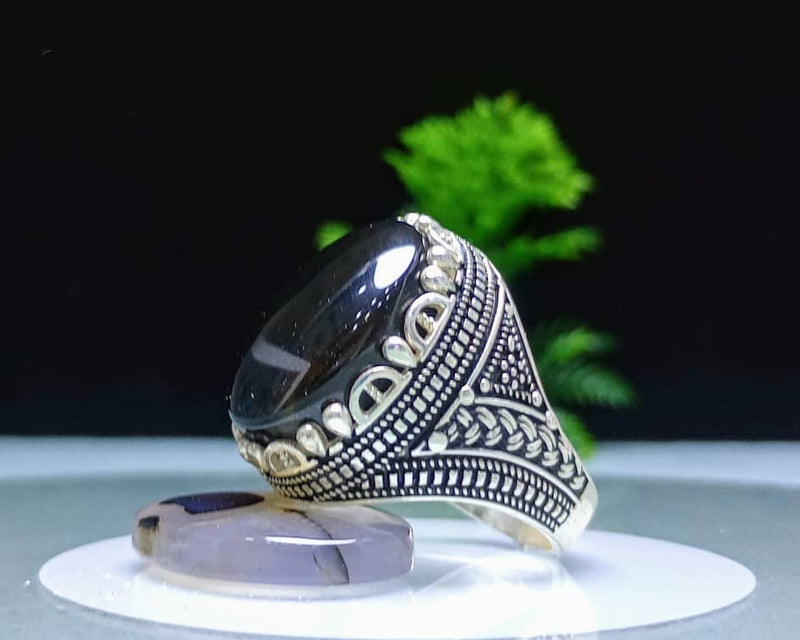خاتم فضه اصلي عقيق يماني حر مقاس 9.5
