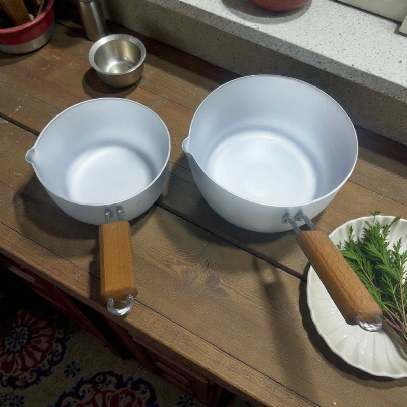 Aseed pots with handles طناجر العصيد مع المقبض