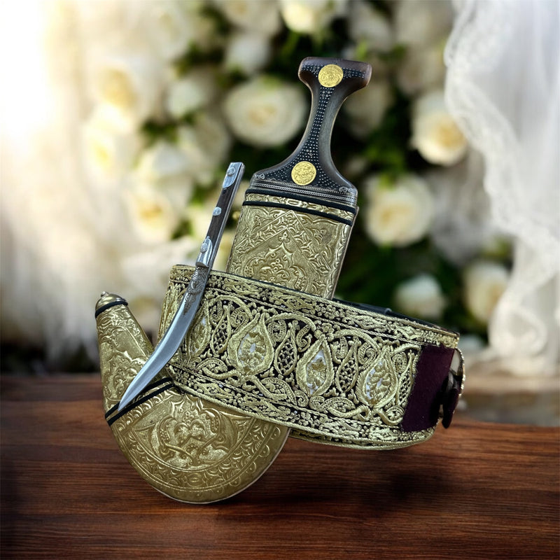 جمبية عزيري صيفاني مقلد طبق الأصل  حزام يد سله ستيل تقد المسمار  حروف مطلي ذهب عسيب نحاس مع خنجر فضه