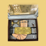 جمبية عزيري صيفاني مقلد طبق الاصل حزام كبسي شغل يدوي مع عسيب حاشدي صافي نصله ستيل منقش ذهبي تقط المسمار مبسم فضه حروب مطلي ذهب مع خنجر فضه خلفي