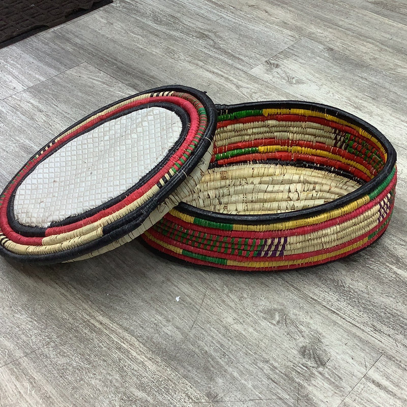 سلة قش حجم كبير