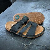 صندل رجالي جلد طبيعي ماركة كلاسك