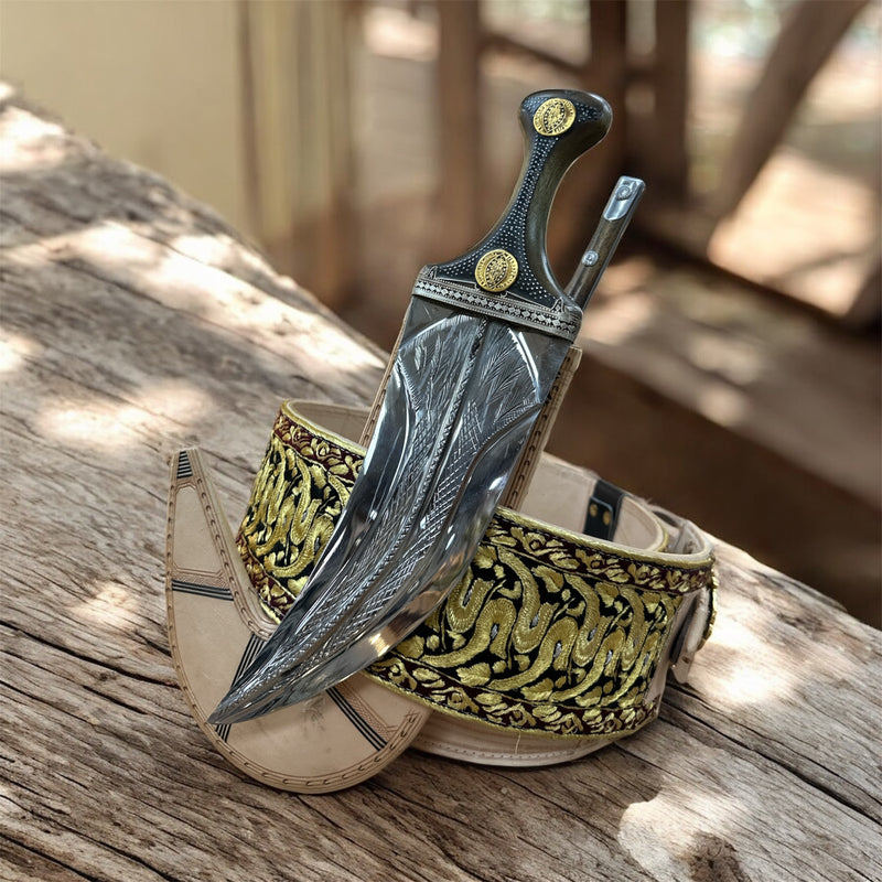 جمبيه عزيري شبيه الصيفاني طبق الاصل حزام شغل يد حروف ملبس ذهب مبسم فضة نصله ستيل