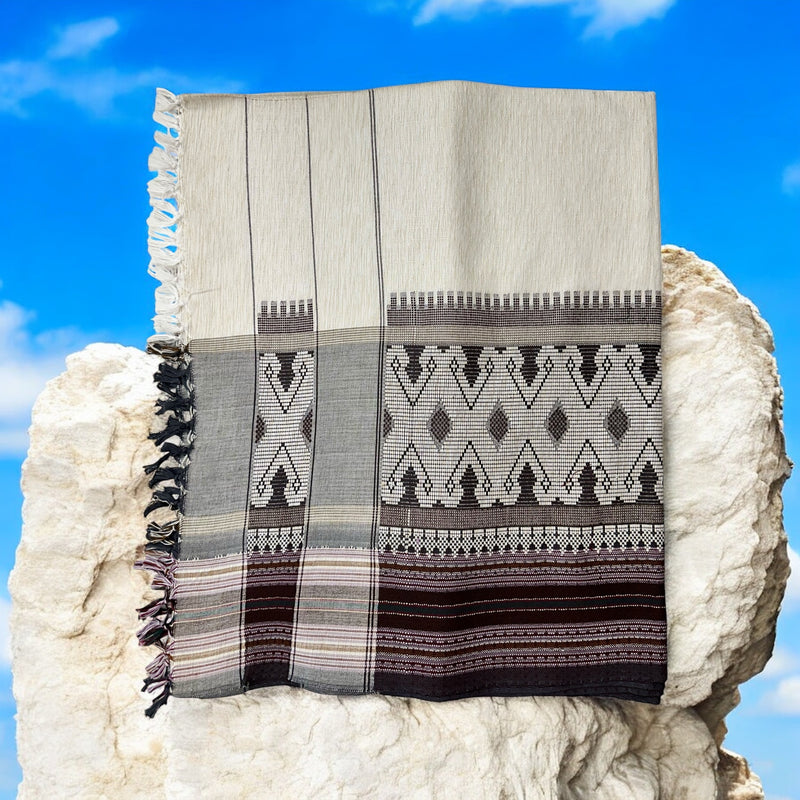 ⁨معوز لحجي رقم واحد⁩