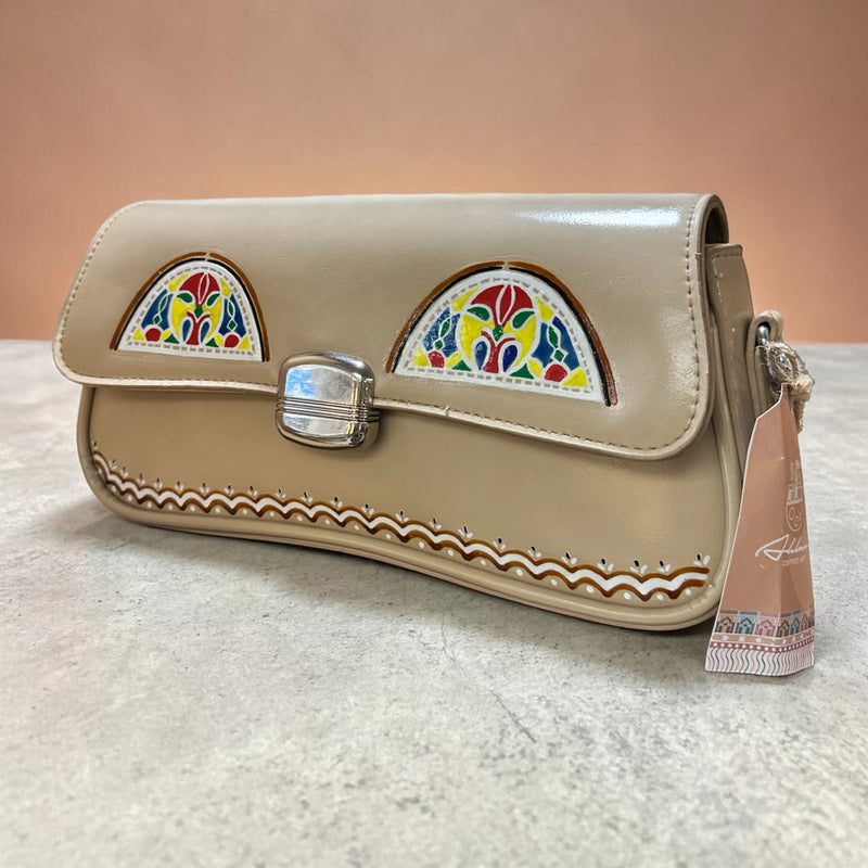 Yemeni authentic decorated purse شنطه نسائيه منقوشه ثراي