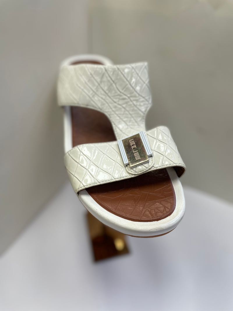 صندل رجالي جلد أصلي⁩