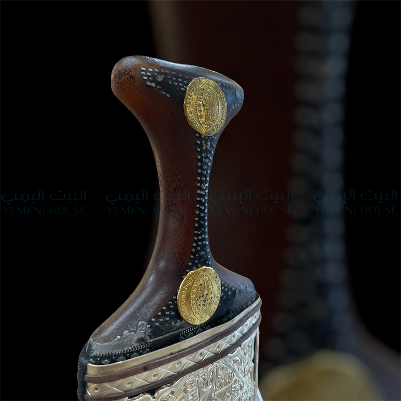 جمبية يمنيه حزام و جهاز فضي فاخره