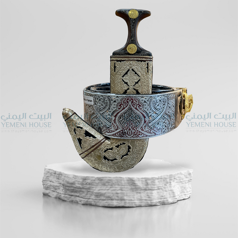 جمبية يمنيه حزام و جهاز فضي فاخره