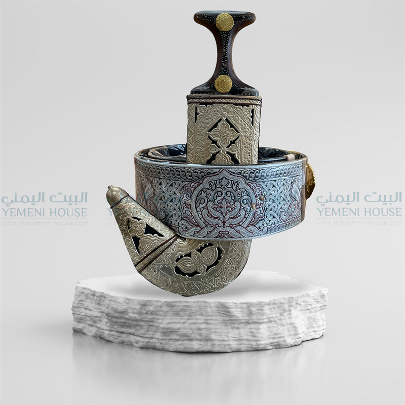 جمبية يمنيه حزام و جهاز فضي فاخره