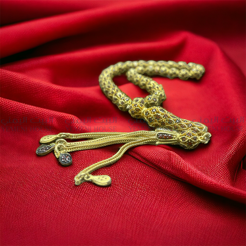 مسبحة فضه مطلي ذهب