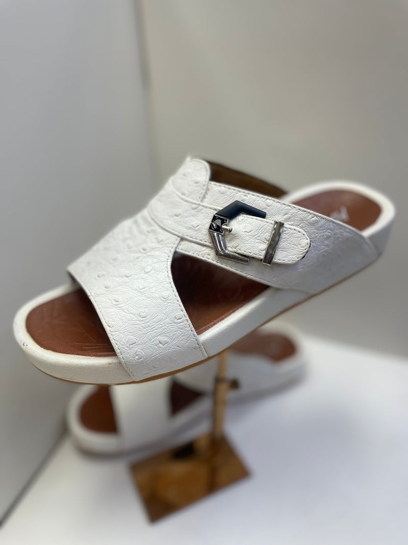 ⁨⁨⁨صندل يمني فاخر ⁩⁩⁩