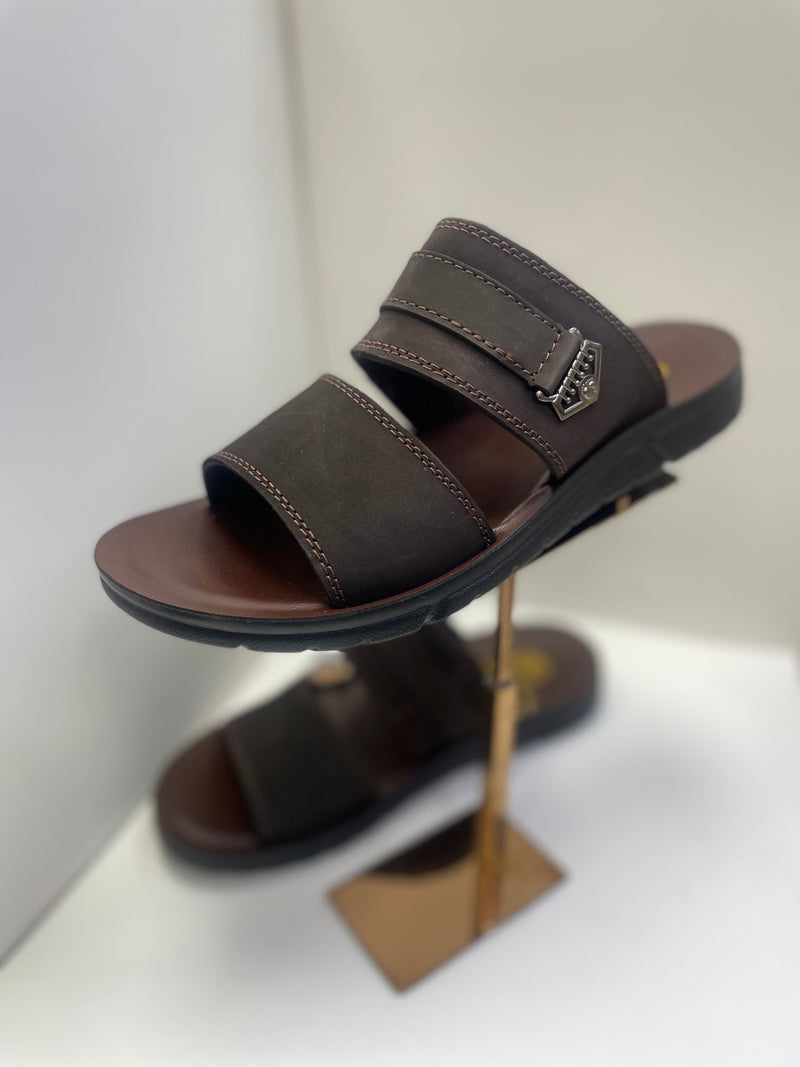 ⁨  صندل رجالي جلد أصلي⁩ مقاس 40