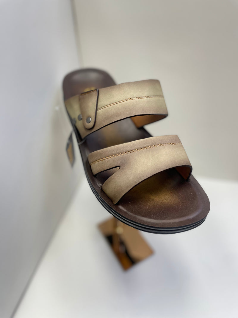 ⁨صندل رجالي جلد أصلي ⁩