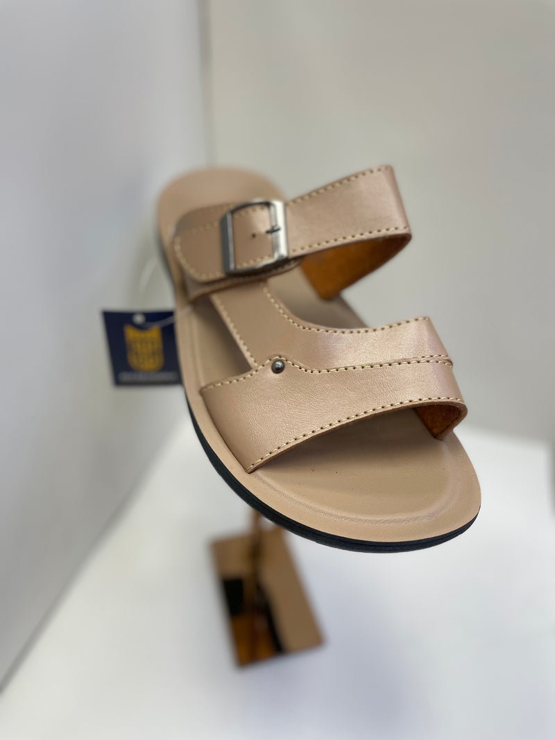 ⁨⁨⁨⁨⁨⁨صندل رجالي جلد أصلي ⁩⁩⁩⁩⁩⁩