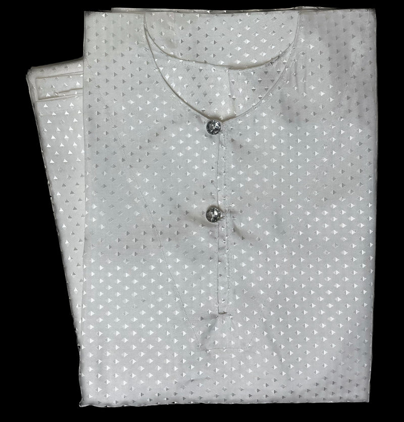 ⁨لبس العرسان اليمني قطعتين لون أبيض ⁩