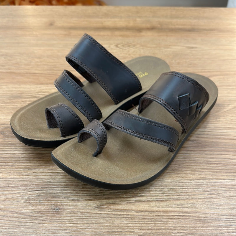 صنادل ولادي ابو صباع مقاسات مختلفه